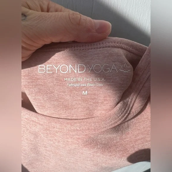 Beyond Yoga Spacedye Slim Racerback Cropped Tank (size M) - Picture 10 of 11